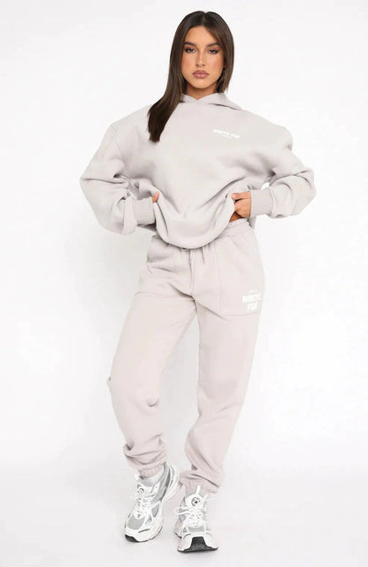 WHITE FOX HOODIE + FREE MATCHING SWEATS